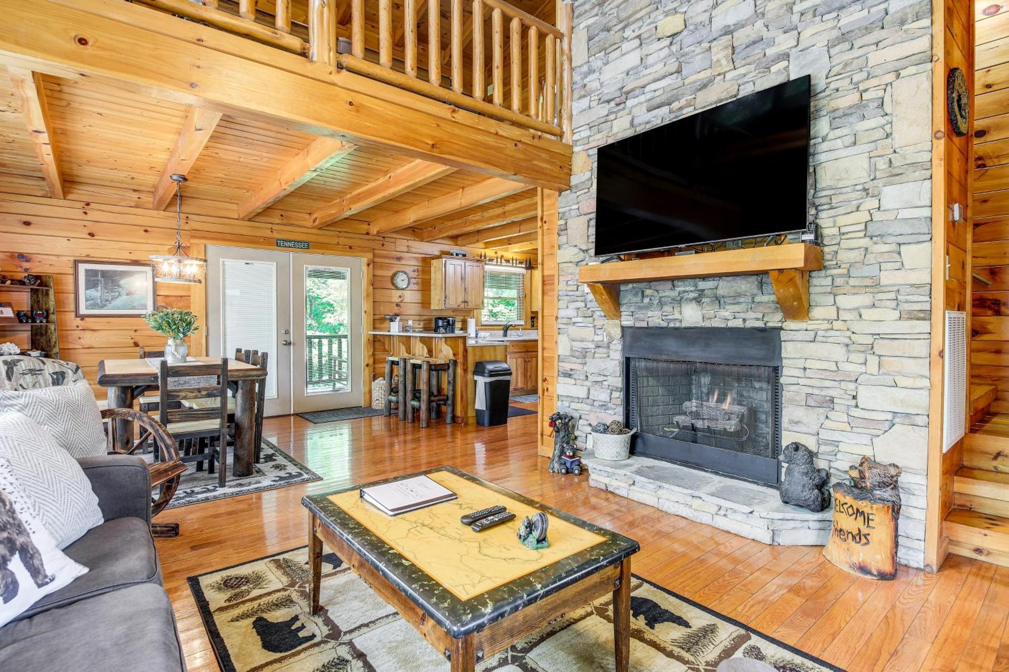 Pigeon Forge Cabin Premier Location And Hot Tub Екстериор снимка